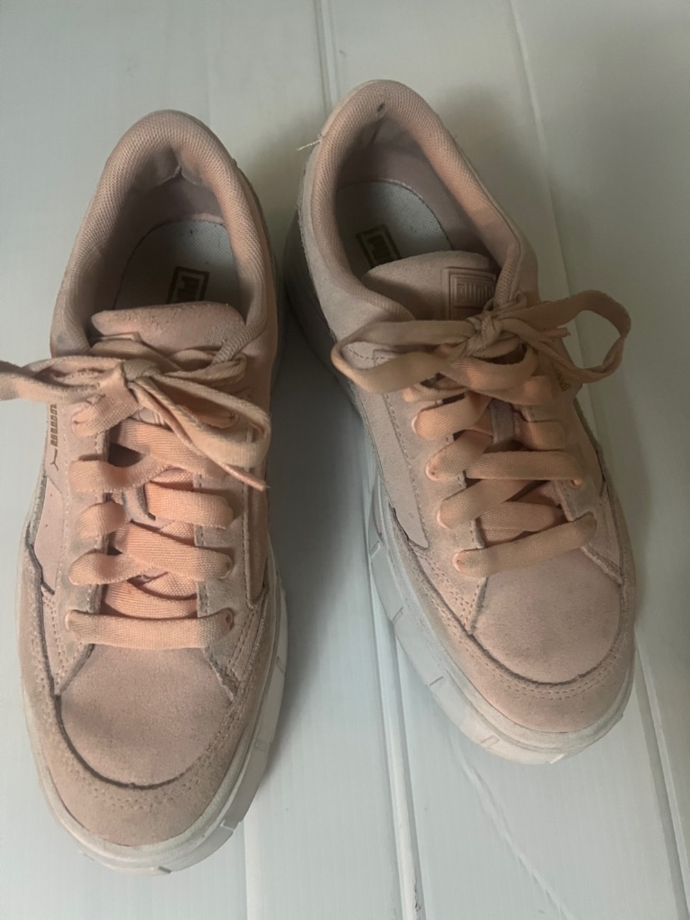 Puma Mayze stack Pink with Gum sole Blush Suede Sneakers size 8.5